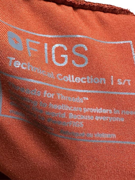 Figs Auburn Orange Scrub Set Size Medium/Small Tall RARE COLOR - Picture 7 of 11